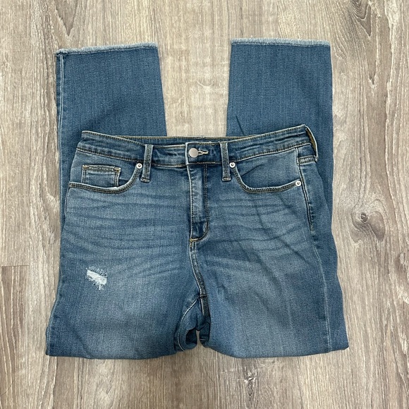 Universal Thread High Rise Straight Crop Jeans - Picture 2 of 6